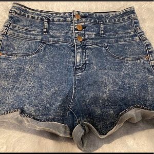 Refuge vintage high rise shorts